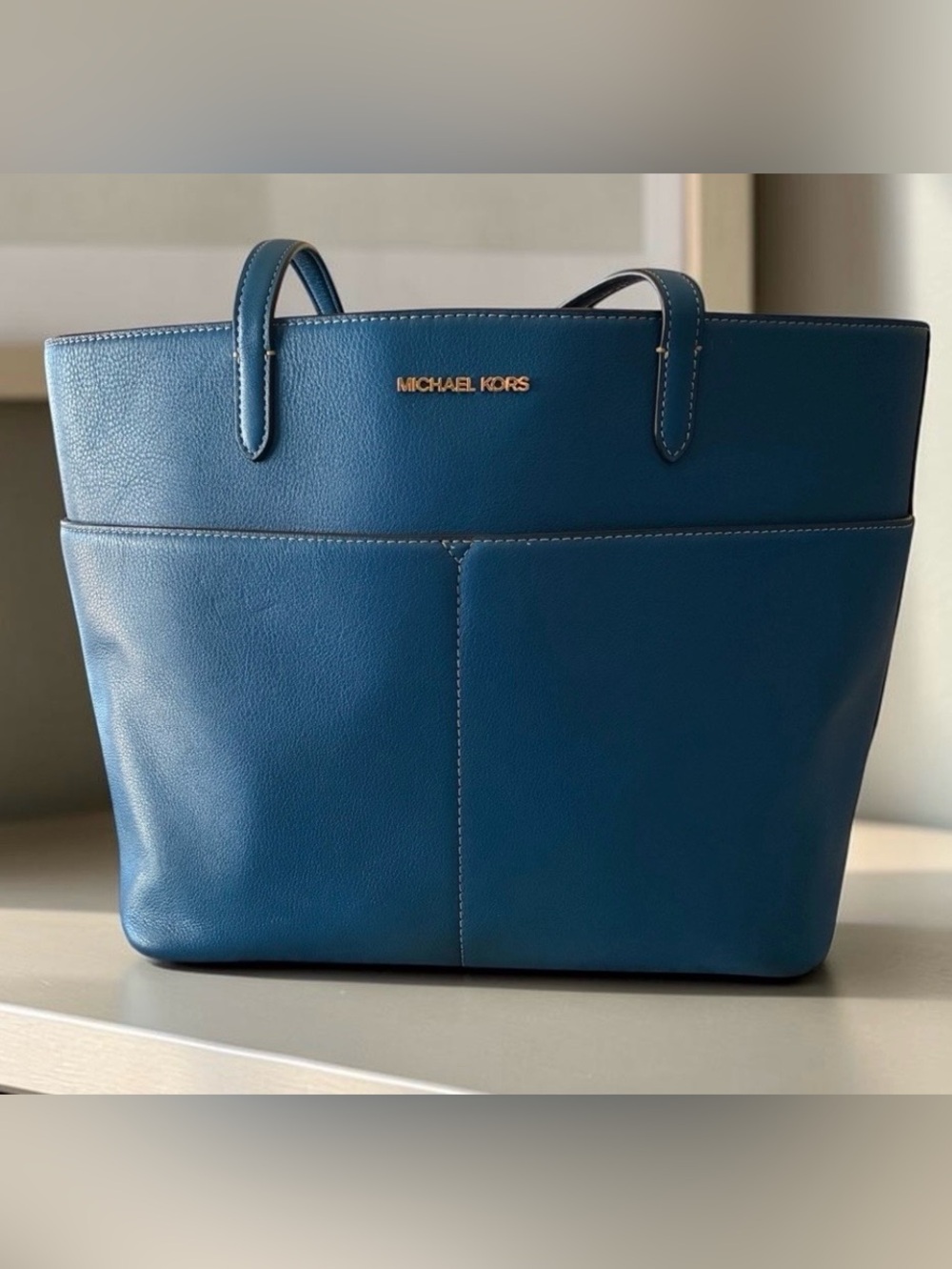 Michael Kors Bedford Tote in Vibrant River Blue Leather with Front Pockets